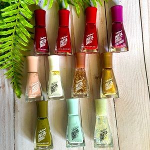 Sally Hansen “INSTA-DRI” nail polishes 💅